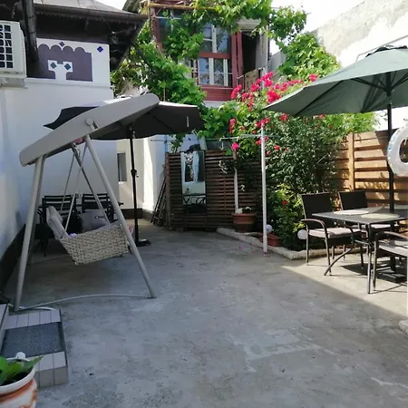 Casa Diana בית הארחה